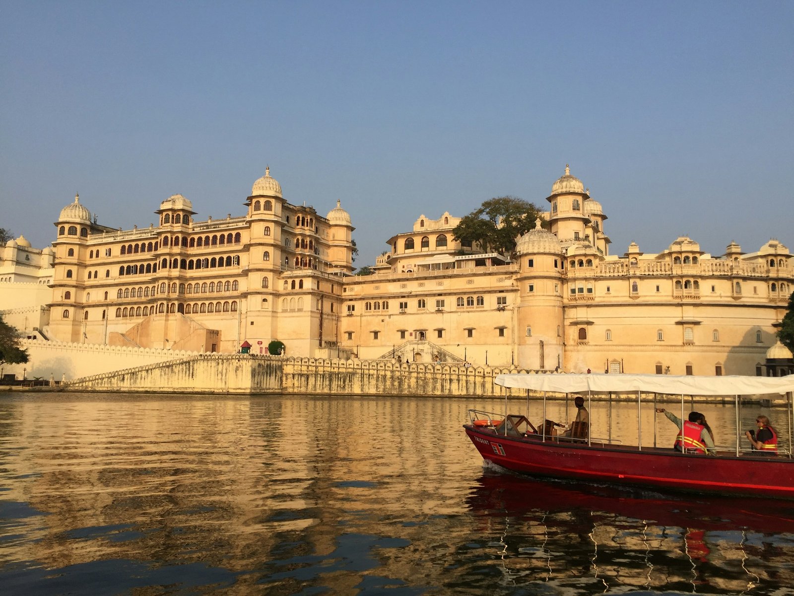 3 Nights 4 Days Udaipur Kumbhalgarh Tour Package